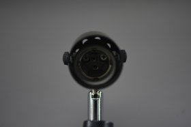 E27 screw with clip 360Â° rotary switch lamp holder Black E27 Bulb Converter