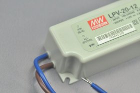 12V 20W MEAN WELL LPV-20-12 LED Power Supply 12V 1.67A LPV-20 LP Series UL Certification Enclosed Switching Power Supply