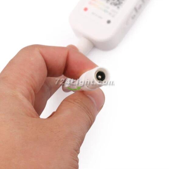 5V-24V DC Wireless ELK6ARGB Bluetooth Music Symphony Controller with Two Outputs for RGB Color Changing LED Flexible Strip Lights
