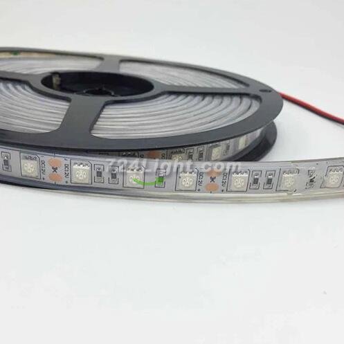 660nm 670nm Deep Red LED Light Strips, SMD5050-300 60 LEDs 12W Per Meter LED Tape Light