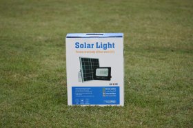 120W Solar Spot Lights 8800lum Controlable Bright 20hours Outdoor Led Flood Lights