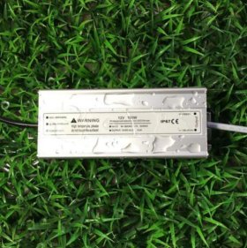 Waterproof IP67 LED Power Supply 110V AC to 12V DC Driver Transformer 3-Prong Plug 3.3 Feet Cable