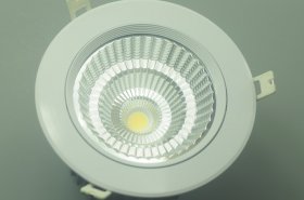 LED Spotlight 7W Cut-out 72MM Diameter 3.2" White Recessed LED Dimmable/Non-Dimmable LED Ceiling light