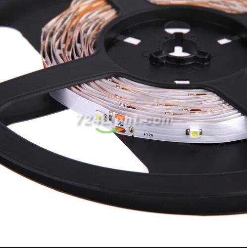 DC 12V SMD3528-150 Flexible LED Strips 30 LEDs Per Meter 8mm Width 150lm Per Meter