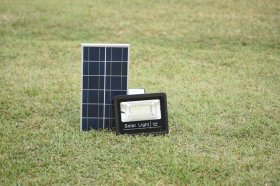 10-120W OutDoor Solar FloodLight 850-8800lum Bright 20hours LED FloodLight