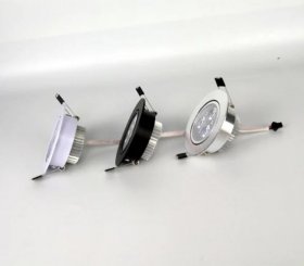 Directional 3W (Three 1 watt) LED Downlight with 2.55in-2.95in Cutout and 3.3in Trim