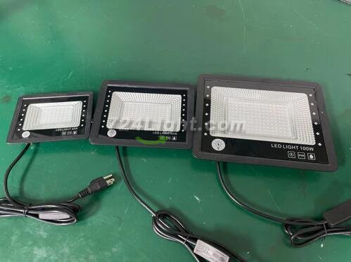 2 Pack Black Lights - 30W 385-400 nm AC85-265V Upgraded LED Flood Light with Switch, Waterproof IP66 for Glow Party, Stage Lighting, Aquarium, Glow in The Dark, Body Paint, Fluorescent Poster, Neon Glow