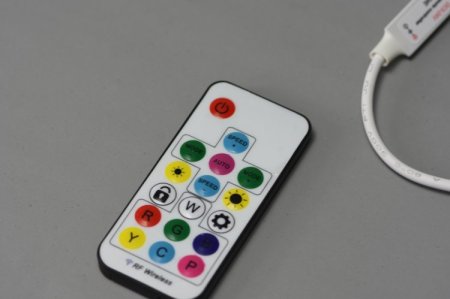 (image for) DC 5V-24V Mini Wireless 17 Keys RF Remote Controller with Lock Function 300 Kinds of Color Changes for WS2812 WS2811 SK6812 RGB LED Strip Light