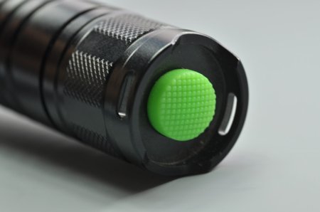 (image for) SMALL SUN CREE T6 LED 1000 Limens LED Flashlight Long Range Police Self-defense Flashlight