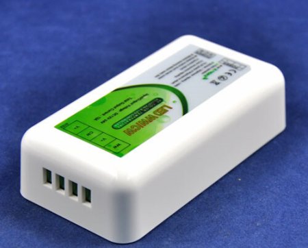 (image for) DC12V-24V 2.4G LED WW/CW Controller LED Strip Light Controller 2.4G LED WW/CW Remote Controller